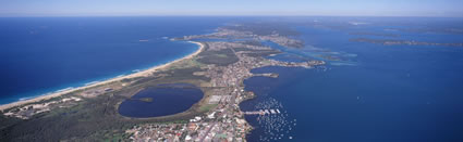 Belmont Looking South - NSW (PB00 1451)