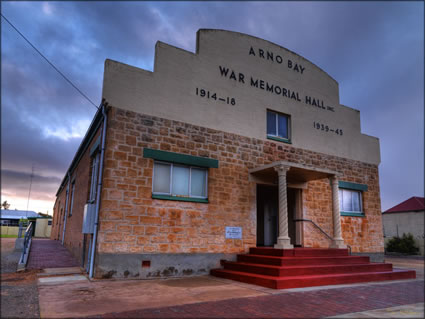 Arno Bay Memorial Hall - SA SQ (PBH3 00 22554)