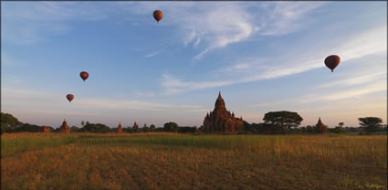 Balloons over Bagan T (PBH3 00  15055)