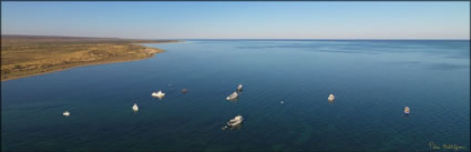 Boats - Ningaloo  - WA (PBH3 00 8121)