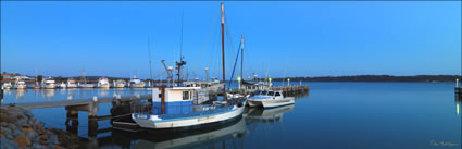 Boats at St Helens - TAS H (PBH3 00 0475)