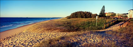 Buddina Beach Access No 9 - QLD (PB 003246).