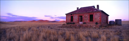 Burra Homestead Sunset 1 - SA (PB00 3974)