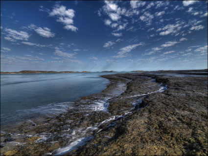 Cascade Bay - WA SQ (PBH3 00 11376)