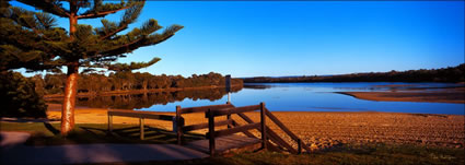 Currimundi Lake Reflections 1 - QLD (PB 003276)