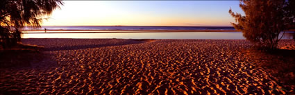 Cylinder Beach Sands - Stradbroke Is (PB002967)