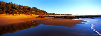 Dicky Beach Sands - QLD (PB 003271)