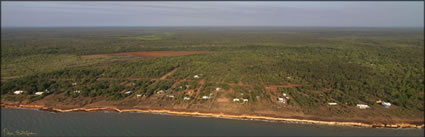 Dundee Beach - NT (PBH3 00 12427)