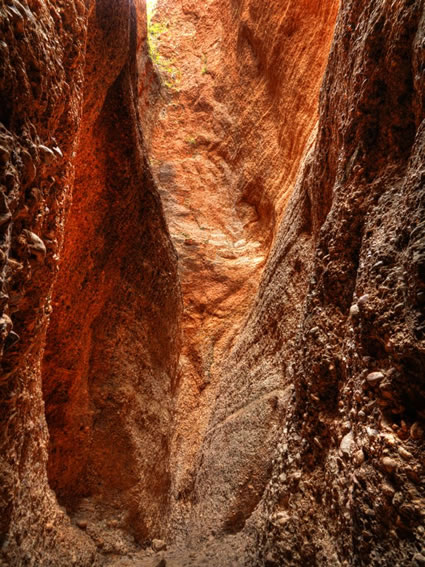 Echidna Chasm - WA SQ (PBH3 00 11847)