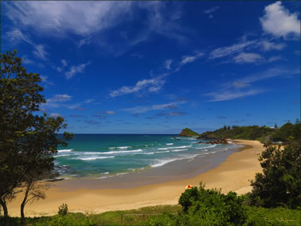 Flynns Beach Port Macquarie NSW SQ (PBH3 00 0165)