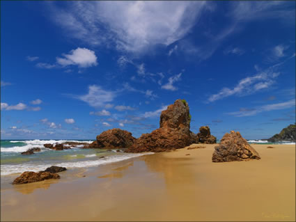 Flynns Beach Port Macquarie SQ (PBH3 00 0161)