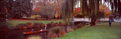 Foot Bridge- Christchurch - NZ (PB 002733)