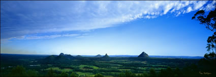 Glasshouse Mountains - QLD