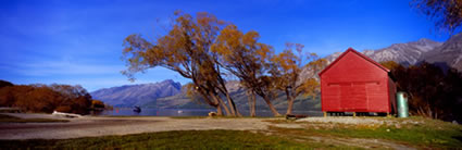 Glenorchy Boat Shed - NZ (PB 002854)