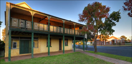 Grenfell - NSW T (PBH3 00 17813)