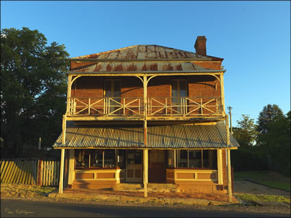 Hill End - NSW SQ (PBH3 00 0412)