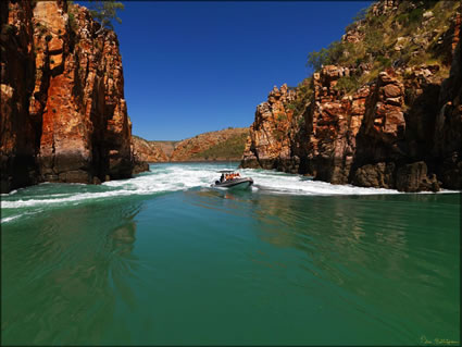 Horizontal Falls  - WA SQ (PBH3 00 11309)