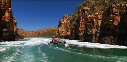 Horizontal Falls  - WA T (PBH3 00 11313)