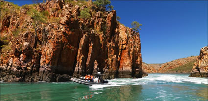 Horizontal Falls  - WA T (PBH3 00 11316)