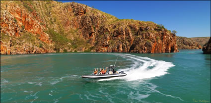 Horizontal Falls  - WA T (PBH3 00 11336)