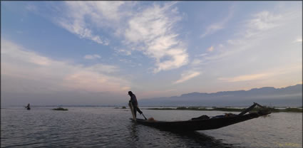 Inle Lake T (PBH3 00  15190)