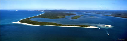 Inskip Point - Rainbow Beach - QLD (PB00 4671)