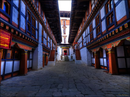 Jakar Dzong SQ (PBH3 00 23991)