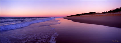 Kawana Beach Looking South -QLD (PB 003212)