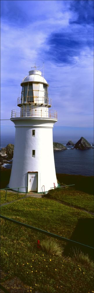 Maatsuyker Light Vertical - TAS (PB00 5513)