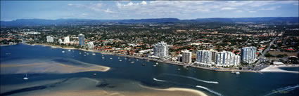 Marine Parade - Labador - QLD