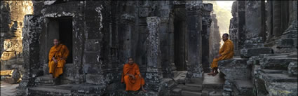 Monks (PBH3 00 6640)