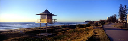 Nobbys Beach Hut - QLD (PB00 4502)