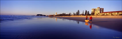 Nobbys Beach to Burleigh Sunrise - QLD