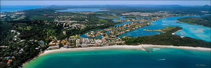 Noosa Main Beach - QLD (PB00 0186) 