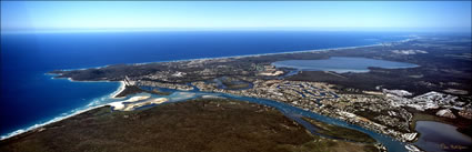 Noosa and Noosaville High - QLD (PB00 5073)