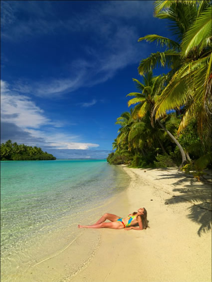 One Foot Island Girl - (PBH3 00 1428)