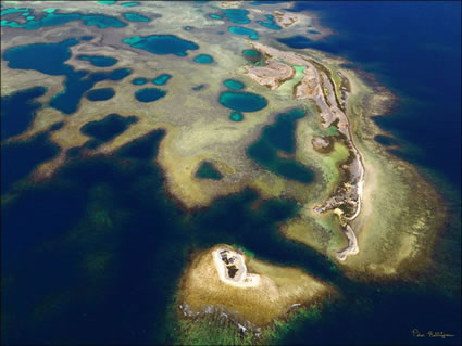 Pelsaert Lagoon - Abrolhos - WA (PBH3 00 4747)