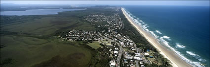 Peregian CBD Looking North - QLD (PB00 3880)