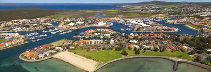 Port Lincoln Marina - SA (PBH3 00 22818)