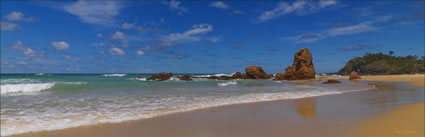 Flynns Beach - Port Macquarie H (PBH3 00 0160)