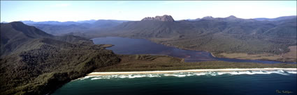 Precipitus Bluff - TAS (PB00 5418)