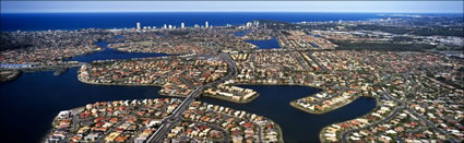 Robina Slivabank Lake - QLD (PB 003551)