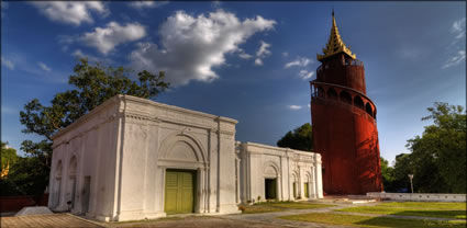 Royal Palace Watch Tower T (PBH3 00 14679)