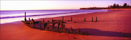 SS Dickey Sunrise 6 - Dickey Beach (PB003089)