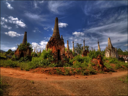 Shwe Inn Thein Paya SQ (PBH3 00 15208)