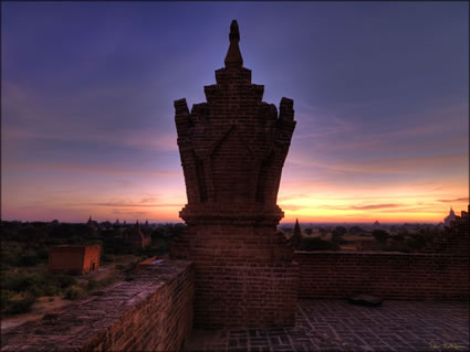 Shwe Nan Yin Taw Complex SQ (PBH3 00 15024)