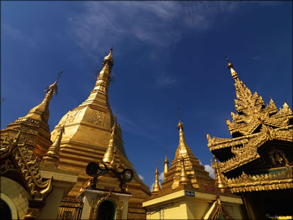 Shwedagon Paya SQ (PBH3 00 14543)