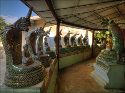 Snake Pagoda - Paleik SQ (PBH3 00 14799)