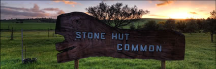 Stone Hut Common Sign - SA (PBH3 00 22316)