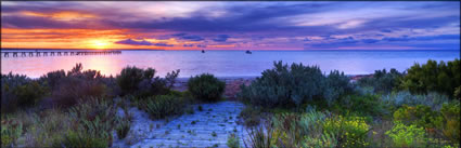 Sunrise - Marion Bay - SA (PBH3 00 30213)